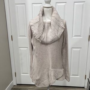 Indigenous Cream Sweater size Large
100% Organic Cotton Hand Loomed